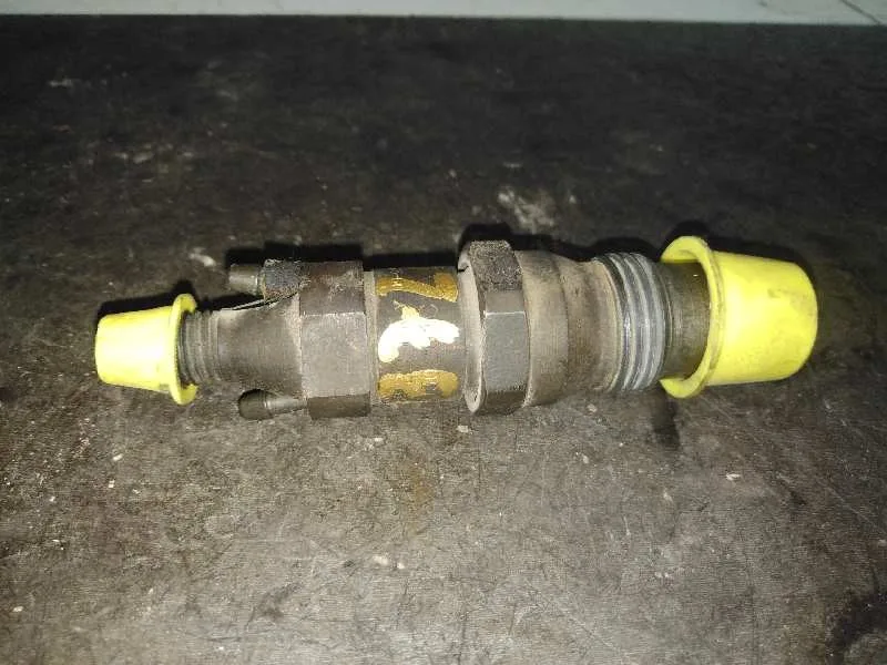 Inyector para Volkswagen Polo Berlina (6N1)