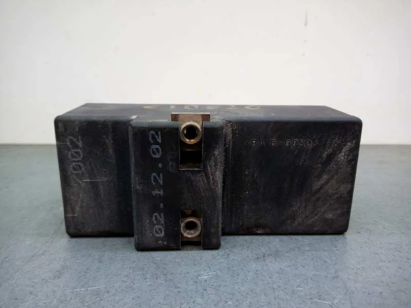Caja Precalentamiento para Volkswagen Polo (9N1)