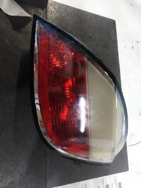Piloto Trasero Derecho para Opel Astra H Berlina