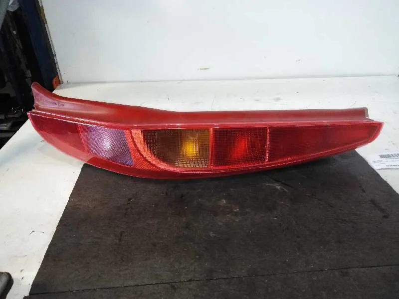 Piloto Trasero Derecho para Fiat Punto Berlina (188)