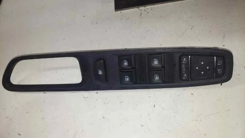 Mando Elevalunas Delantero Izquierdo para Renault Captur