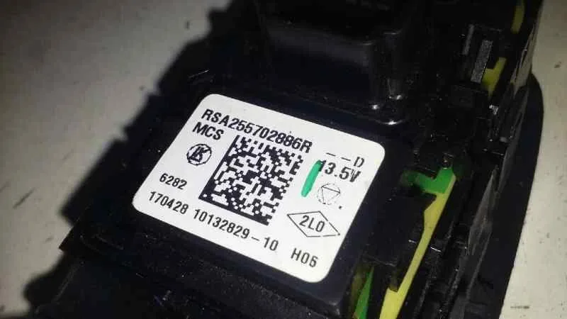 Mando Elevalunas Delantero Izquierdo para Renault Captur