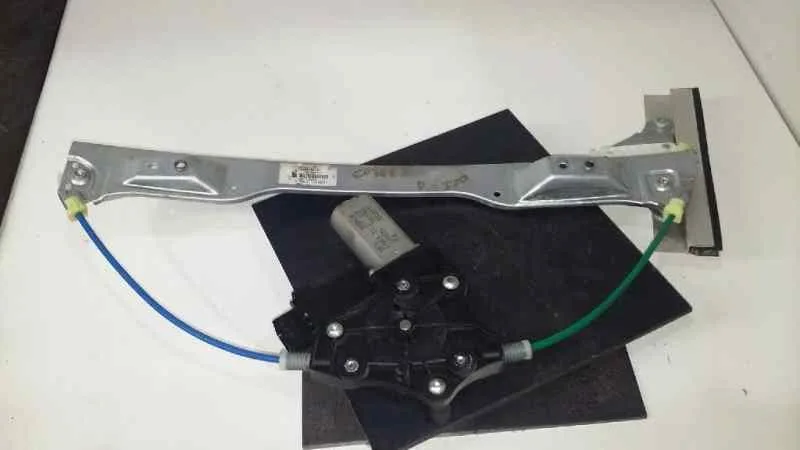 Elevalunas Delantero Izquierdo para Opel Corsa D