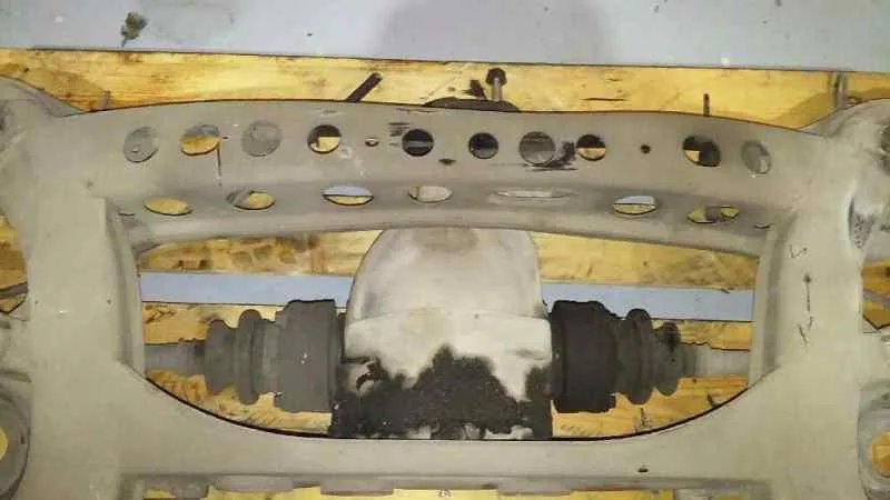 Puente Trasero para Mercedes-Benz Clase E (W210) Berlina Diesel