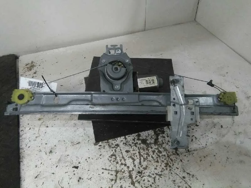 Elevalunas Delantero Derecho para Peugeot 207