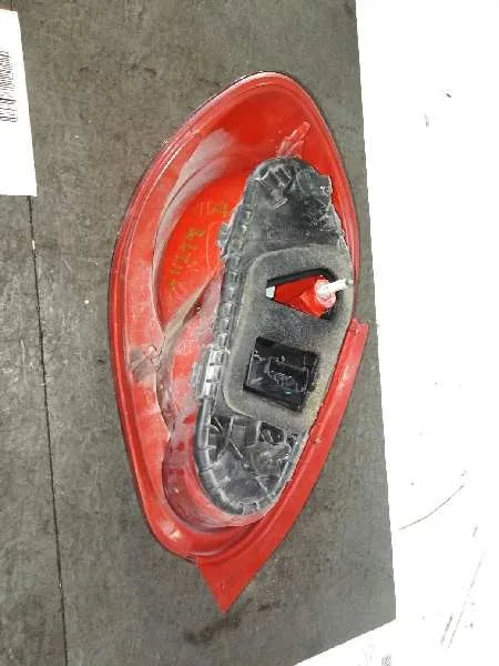 Piloto Trasero Derecho para Toyota Aygo (Kgb/Wnb)