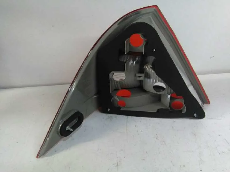 Piloto Trasero Derecho para Mercedes-Benz Clase C (W203) Berlina