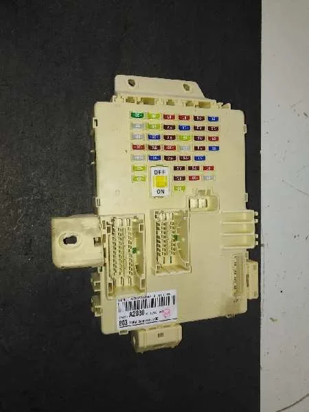 Caja Reles / Fusibles para Kia Pro_Cee'd ( )