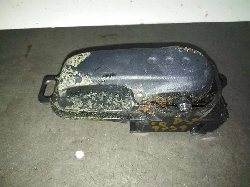 Maneta Interior Delantera Izquierda para Nissan Micra (K12E)
