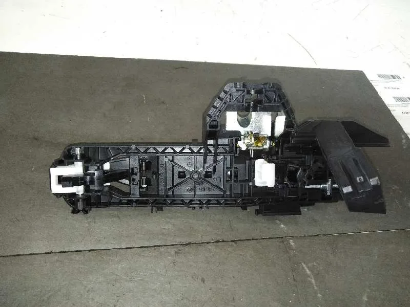 Maneta Exterior Trasera Izquierda para Mercedes-Benz Clase Gla (W156)