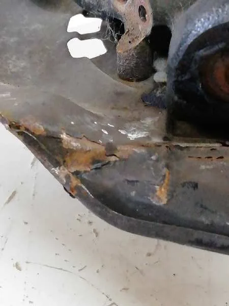 Mangueta Delantera Izquierda para Toyota Rav 4 (A2)
