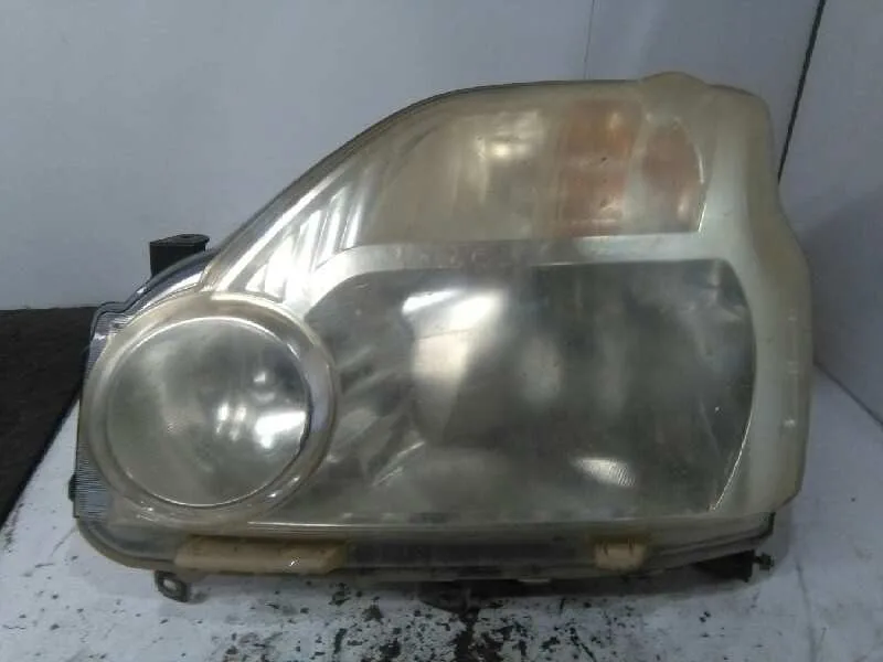 Faro Izquierdo para Nissan X-Trail (T31)