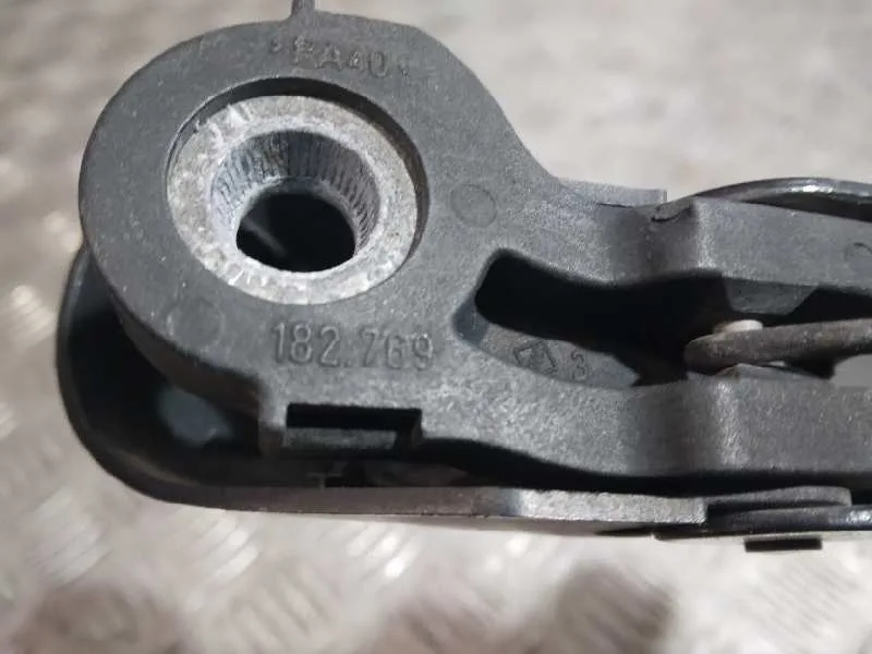 Brazo Limpia Trasero para Audi A3 (8L)