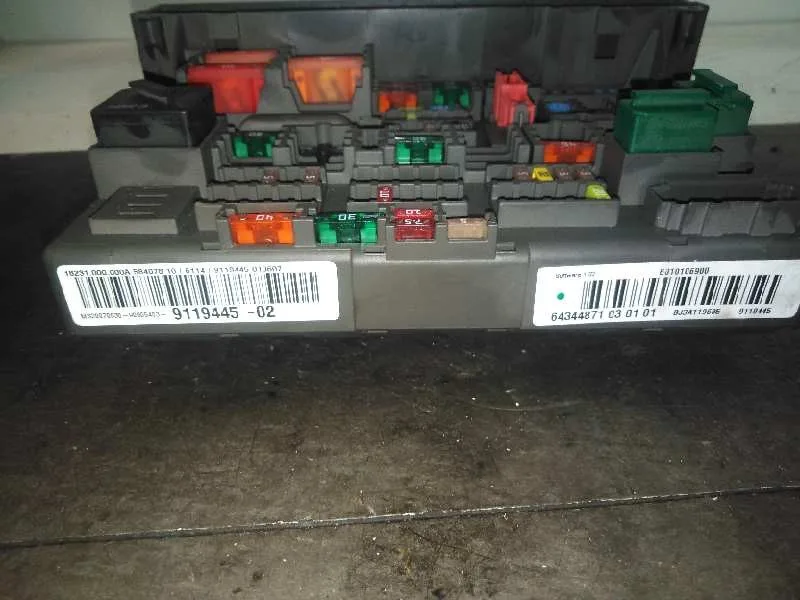 Caja Reles / Fusibles para Bmw Serie 1 Berlina (E81/E87)