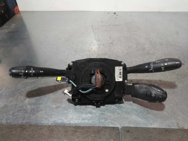 Mando Multifuncion para Peugeot 207 Sw