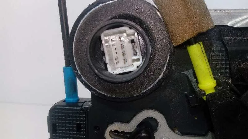 Cerradura Puerta Trasera Derecha para Lexus Is200 (Ds2/Is2)