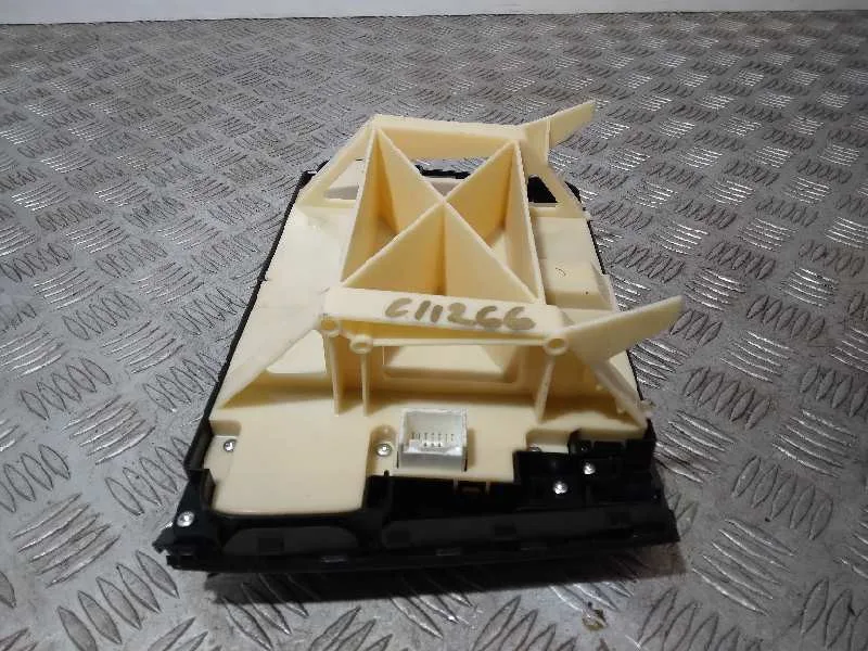 Mando Climatizador para Lexus Is200 (Ds2/Is2)