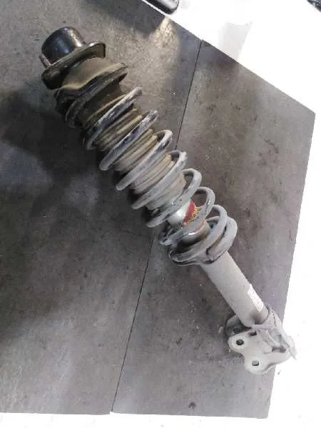 Amortiguador Delantero Derecho para Nissan Micra (K11)
