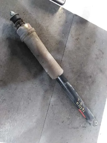 Amortiguador Trasero Derecho para Nissan Micra (K11)