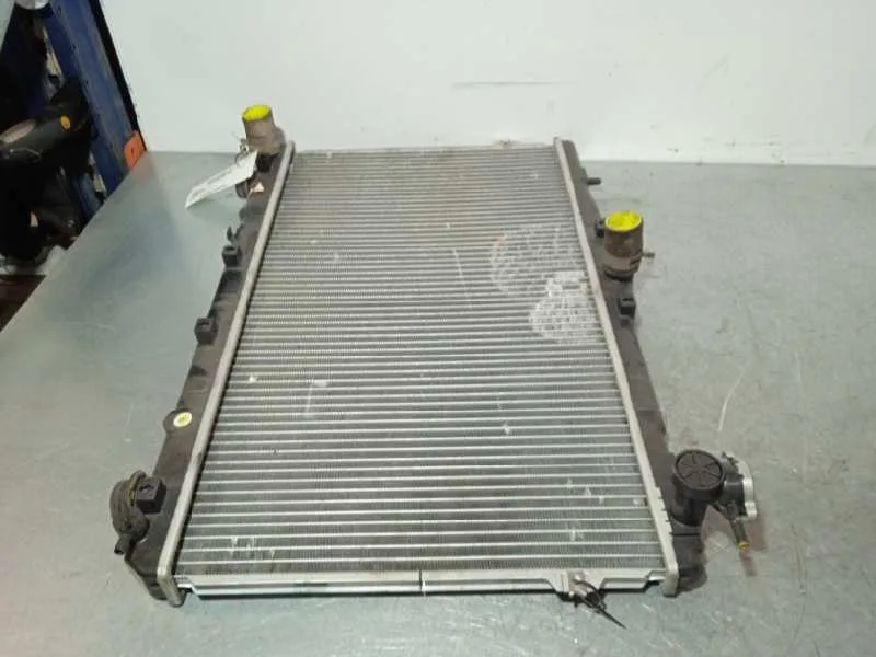 Radiador Agua para Hyundai Coupe (J2)