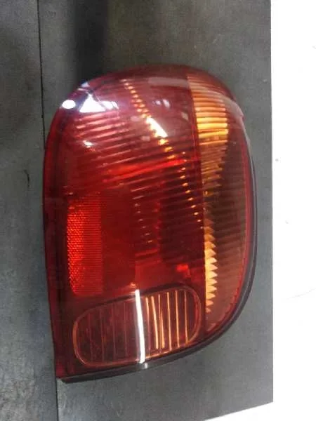 Piloto Trasero Izquierdo para Toyota Yaris (Ncp1/Nlp1/Scp1)