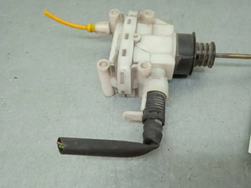Motor Cierre Centralizado Delantero Derecho para Mercedes-Benz Clase C (W201) Berlina