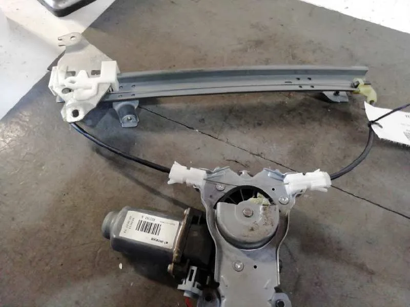 Elevalunas Trasero Izquierdo para Nissan Qashqai (J10)