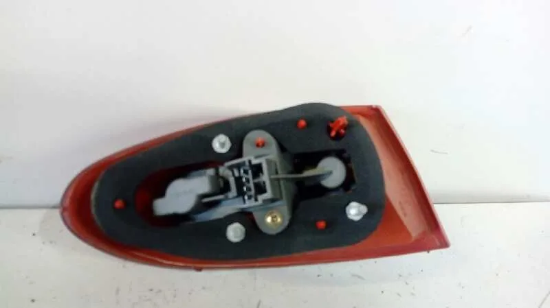 Piloto Trasero Derecho para Alfa Romeo 147 (190)