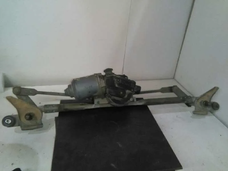 Motor Limpia Delantero para Mazda 6 Berlina (Gg)