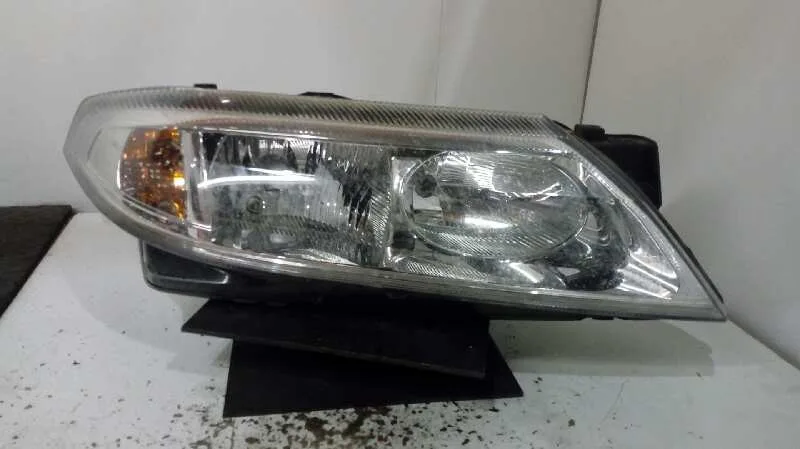 Faro Derecho para Renault Laguna Ii (Bg0)