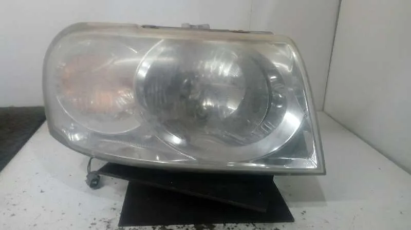 Faro Derecho para Tata Safari