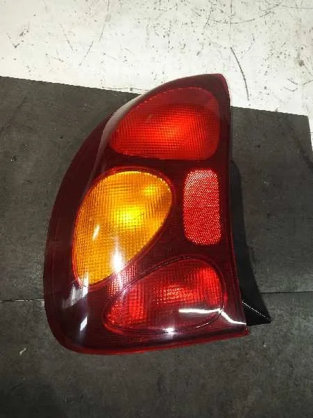 Piloto Trasero Izquierdo para Daewoo Lanos