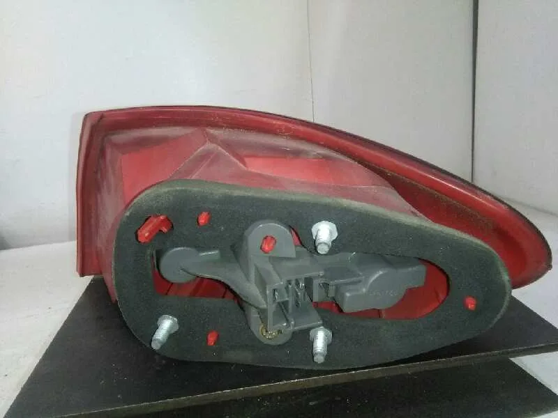 Piloto Trasero Izquierdo para Alfa Romeo 147 (190)