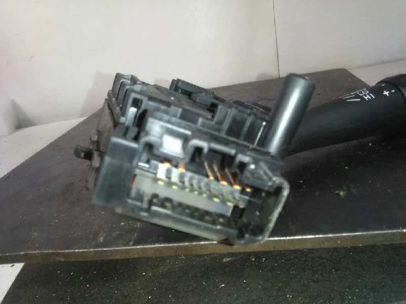 Mando Limpia para Toyota Avensis Berlina (T25)
