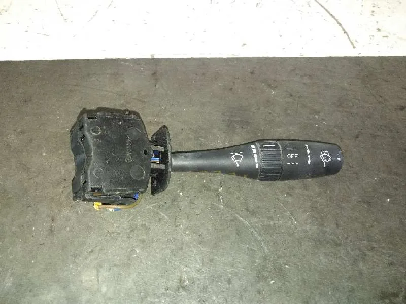 Mando Limpia para Tata Indica