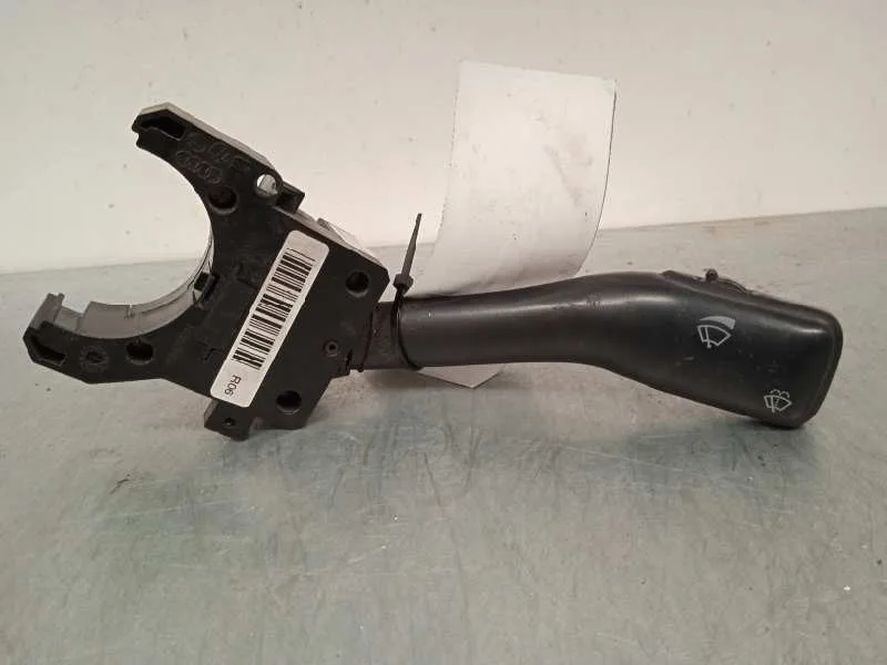 Mando Limpia para Volkswagen Passat Berlina (3B3)