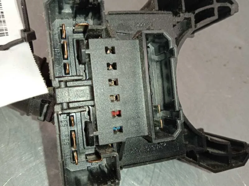 Mando Limpia para Volkswagen Passat Berlina (3B3)