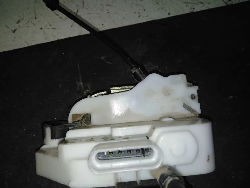 Cerradura Puerta Delantera Izquierda para Citroën C3