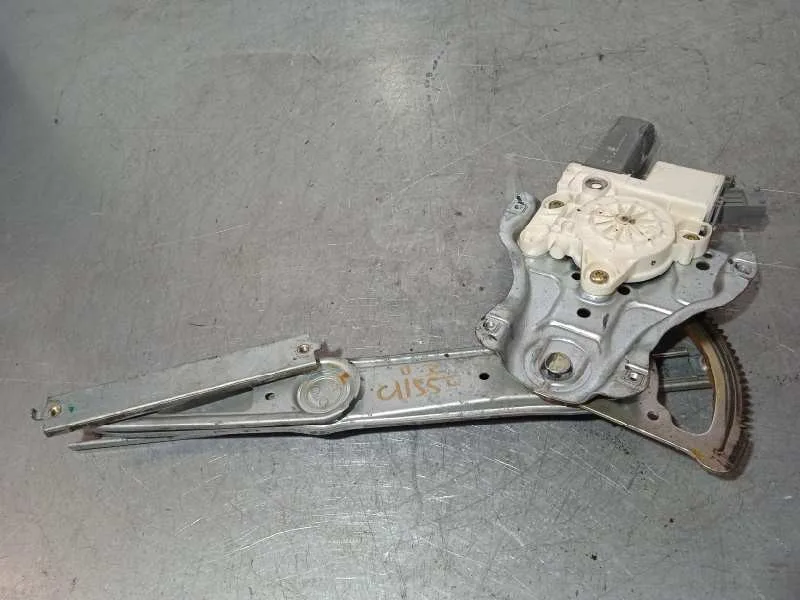 Elevalunas Delantero Izquierdo para Toyota Avensis Berlina (T25)