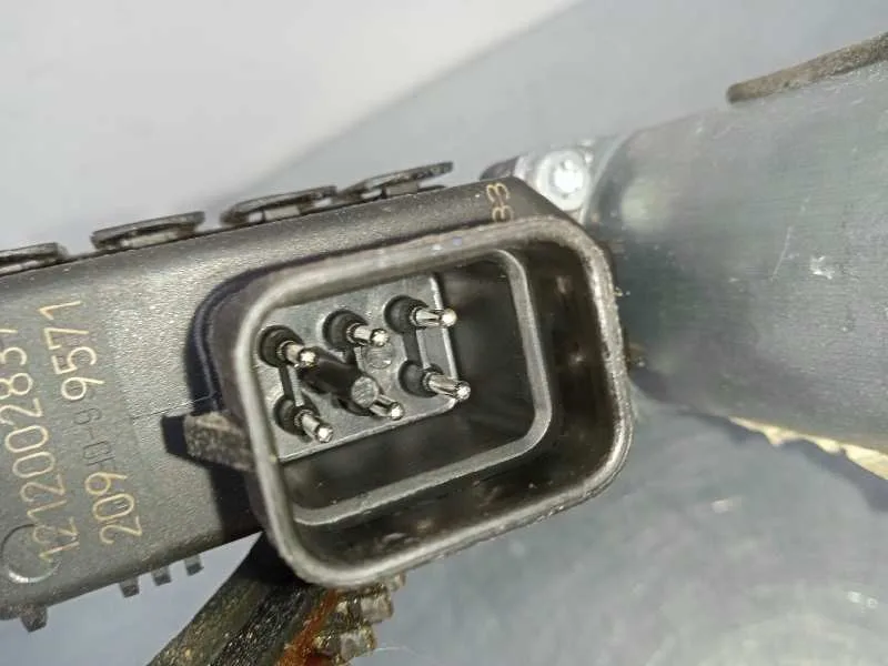 Elevalunas Delantero Izquierdo para Opel Zafira B