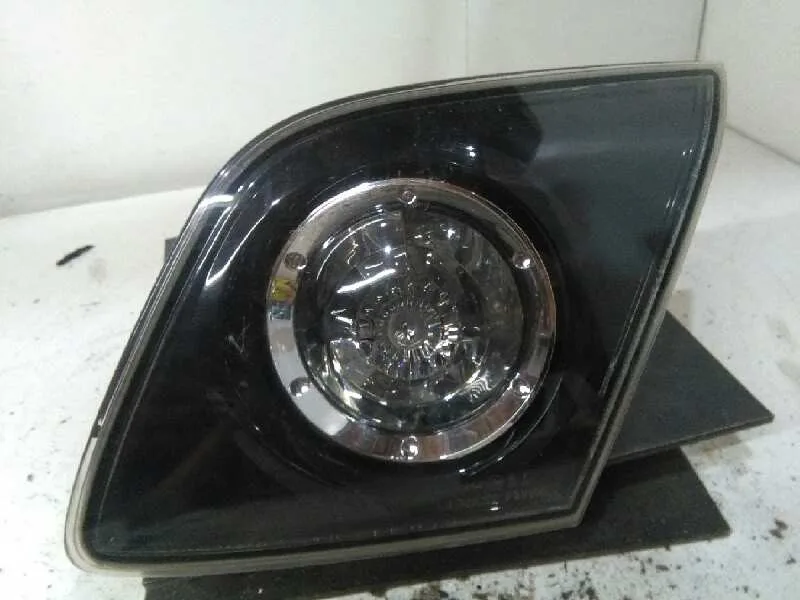 Piloto Trasero Derecho Interior para Mazda 3 Berlina (Bk)