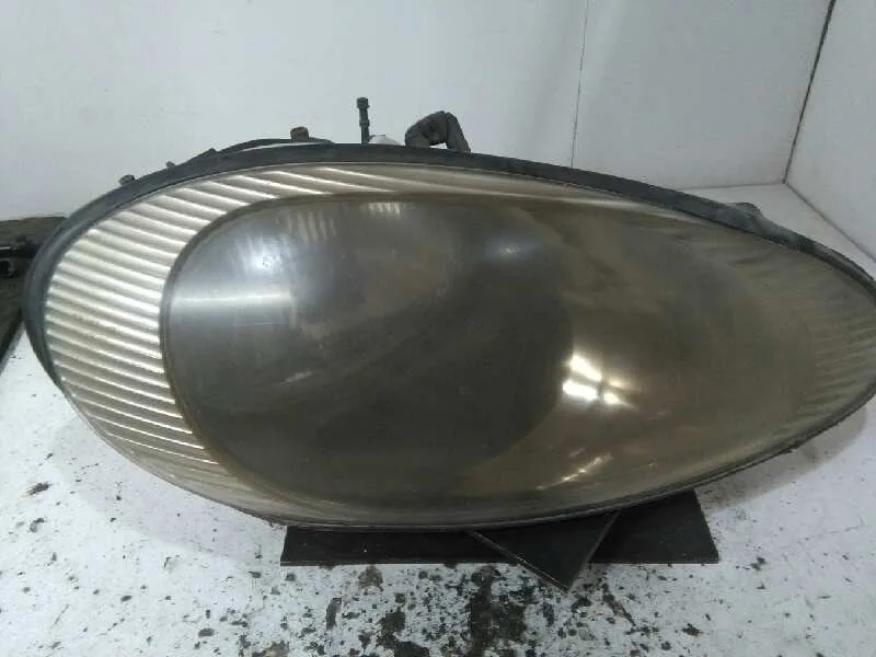 Faro Derecho para Mercury Sable