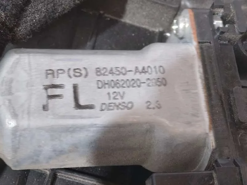 Elevalunas Delantero Izquierdo para Kia Carens ( )
