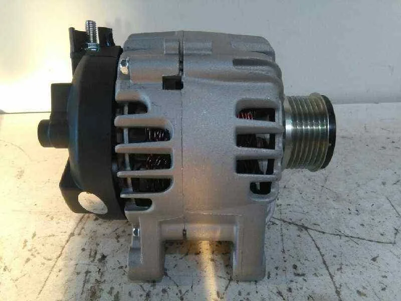Alternador para Ford C-Max (Ceu)
