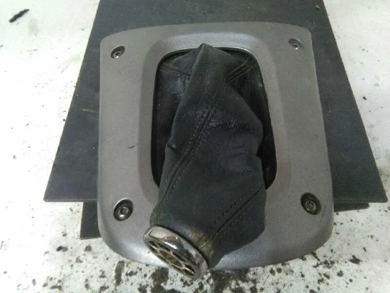 Guarnecidos Palanca Cambio para Toyota Rav 4 (A2)
