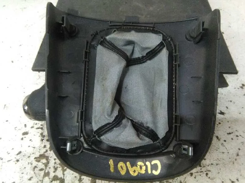 Guarnecidos Palanca Cambio para Toyota Rav 4 (A2)