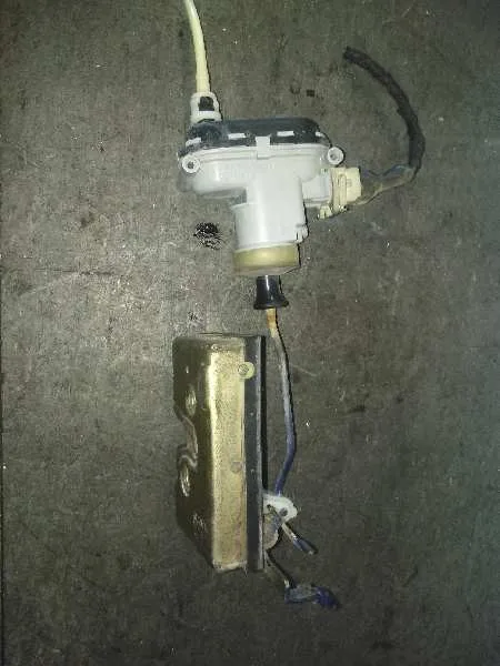 Cerradura Puerta Delantera Izquierda para Seat Toledo (1L)