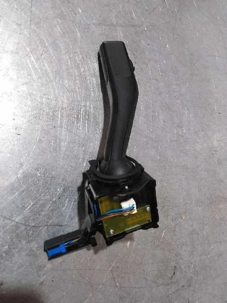 Mando Limpia para Volkswagen Golf V Berlina (1K1)