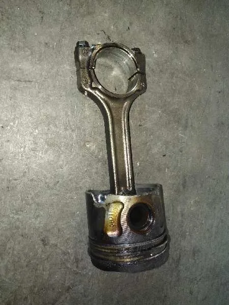 Piston para Opel Corsa D