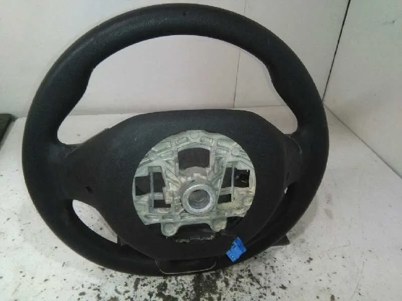 Volante para Peugeot 208